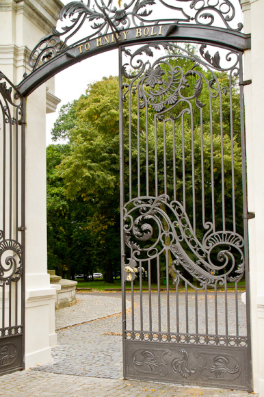 Gate to the Estate